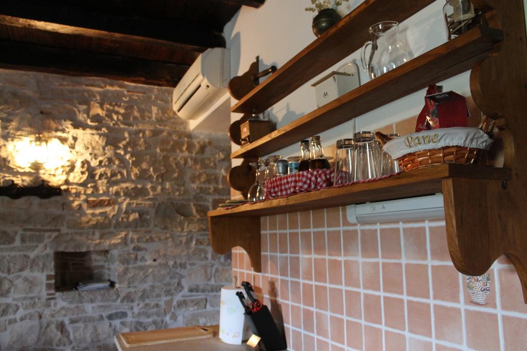 Apartments Mestri グロジュニャン 部屋 写真