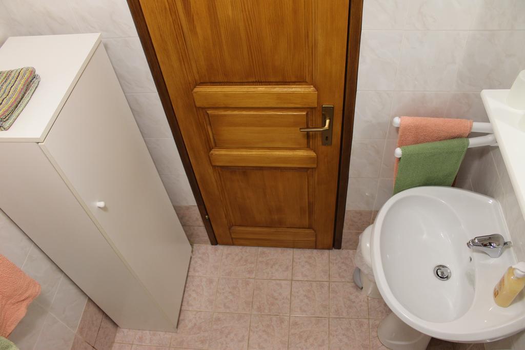 Apartments Mestri グロジュニャン 部屋 写真